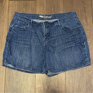 Old Navy boyfriend jean shorts